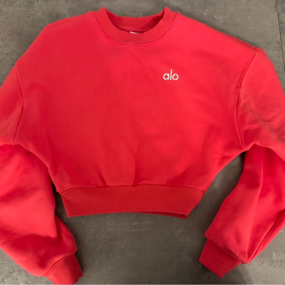 ALO Yoga Vibrant Red Cropped Hoodie